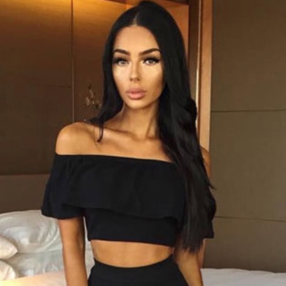 black off the shoulder ruffle crop top